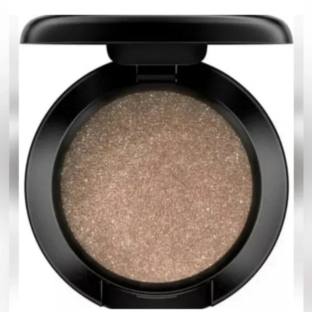 NIB Full Size MAC Eyeshadow Eye Shadow .05 oz TEMPTING Lustre